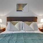 Modern Fabulous Flat In Central Birmingham