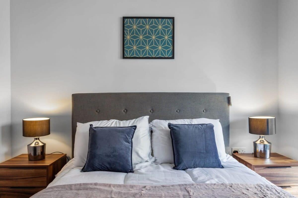 Modern Fabulous Flat In * Birmingham